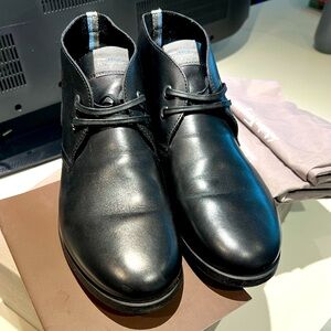 Ferragamo dress shoes men 43 (like new)
